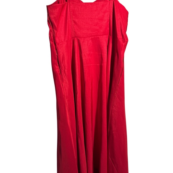 A New Day Red Ruched Sweetheart Midi Dress - Picture 5 of 6